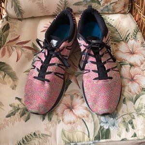 Men’s Nike fly net racer 11 worn at least 10 T